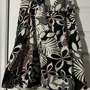 H&M Black and White Floral A-Line Skirt